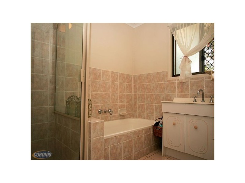 32 Olivia Street, Kallangur QLD 4503