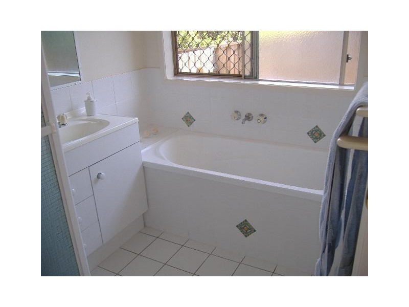 23 Scenic Close, Albany Creek QLD 4035