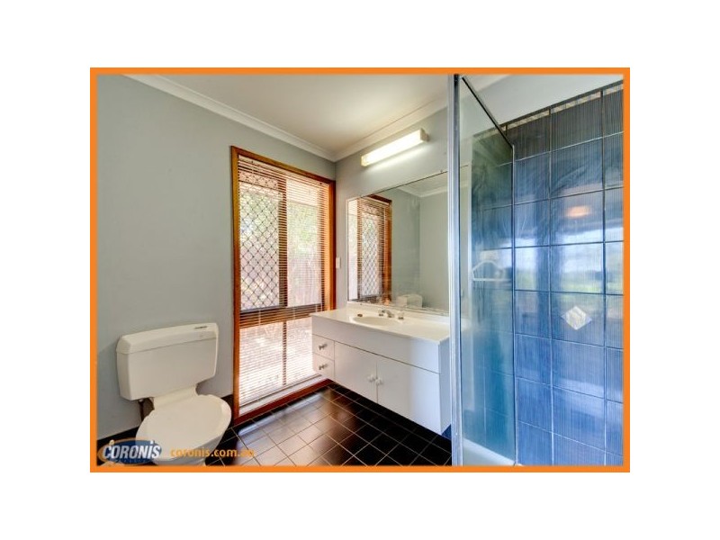 13 Hylacola Drive, Albany Creek QLD 4035