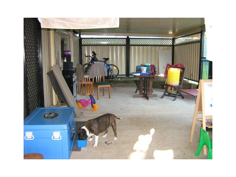 16  Campbell Street, Kallangur QLD 4503