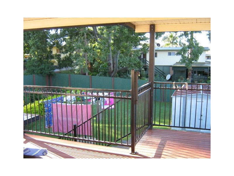 16  Campbell Street, Kallangur QLD 4503