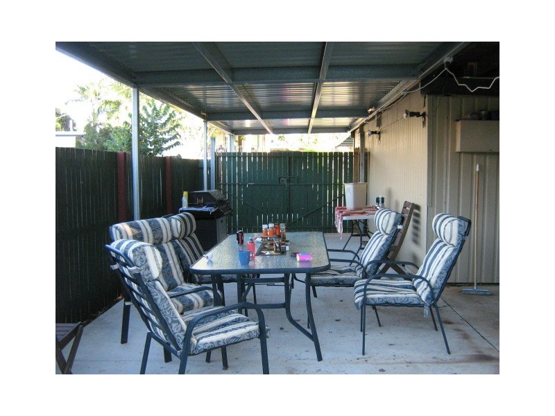 16  Campbell Street, Kallangur QLD 4503