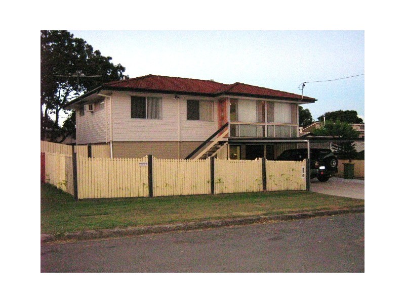 16  Campbell Street, Kallangur QLD 4503