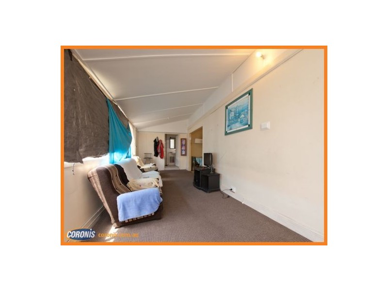 44 Railway Street, Booval QLD 4304