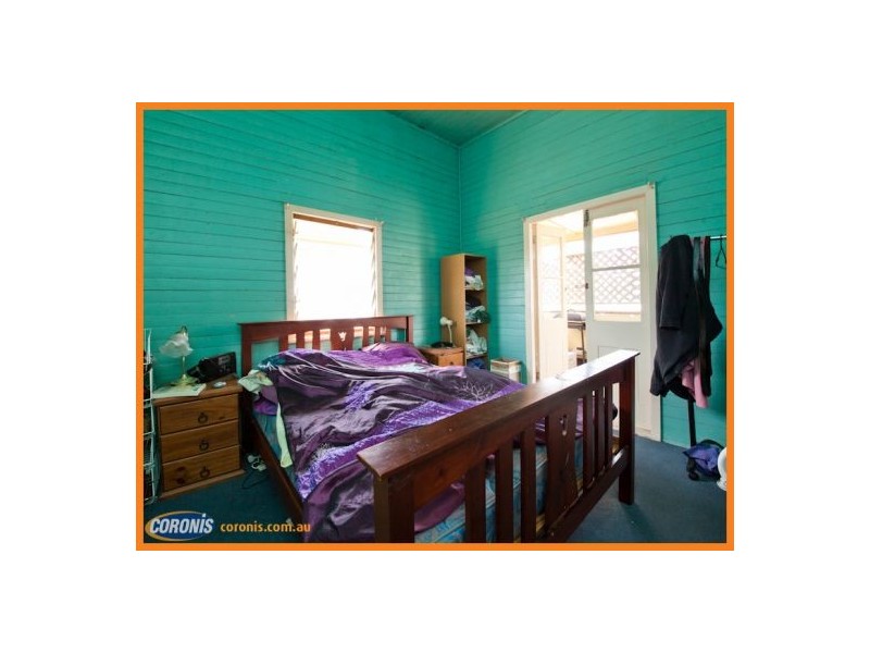 44 Railway Street, Booval QLD 4304