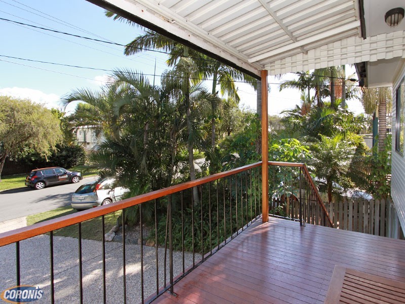 60 Longland Street, Redcliffe QLD 4020