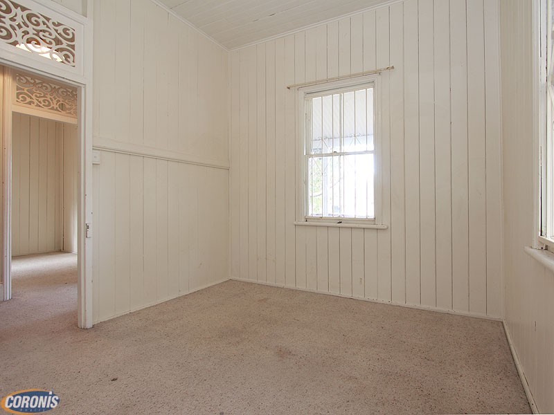 121 Albion Road, Windsor QLD 4030