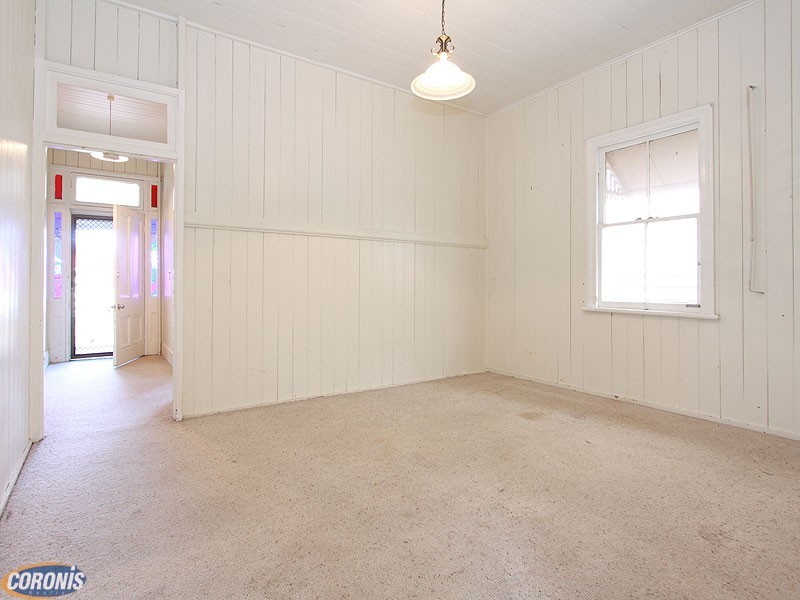 121 Albion Road, Windsor QLD 4030