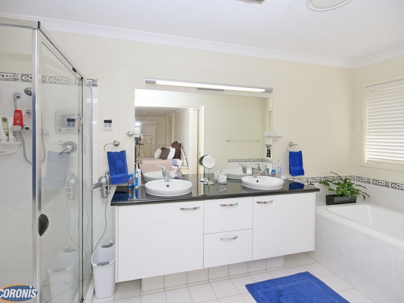 North Lakes QLD 4509