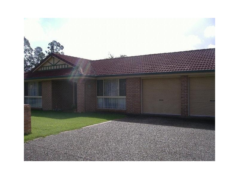 10 Pamela Drive, Bray Park QLD 4500