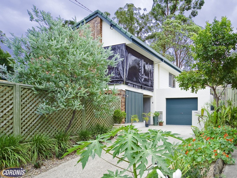 Arana Hills QLD 4054