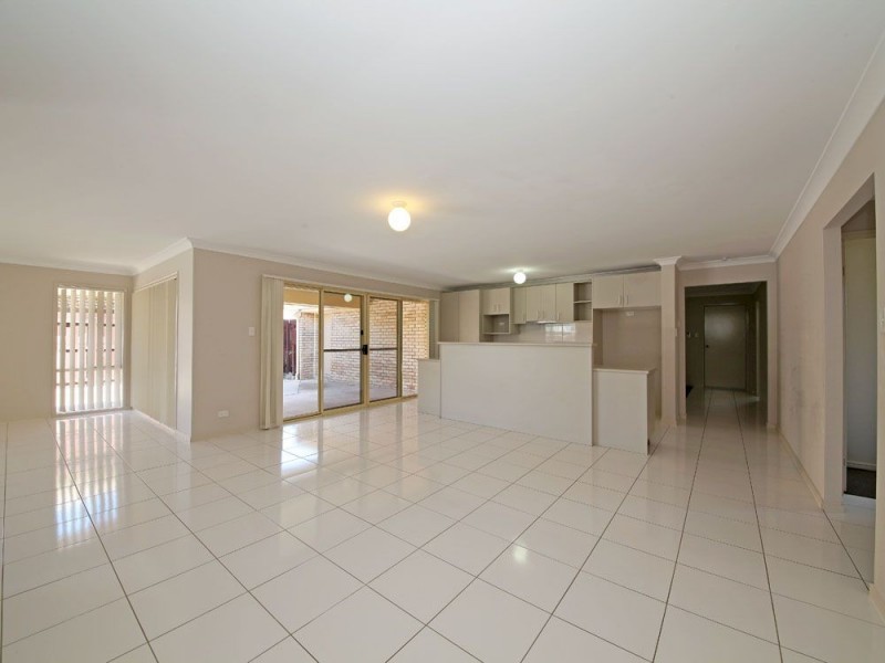 11 Cockatiel Court, Deception Bay QLD 4508