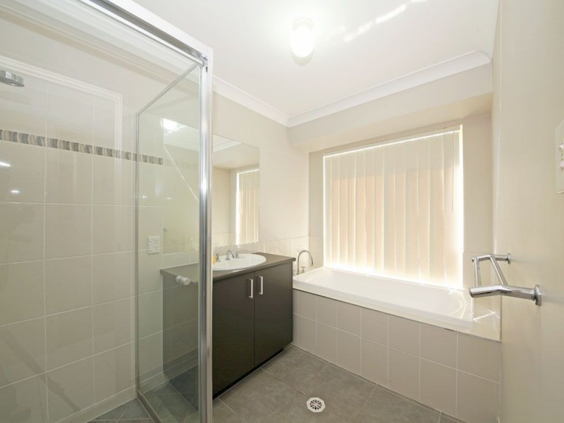 11 Cockatiel Court, Deception Bay QLD 4508