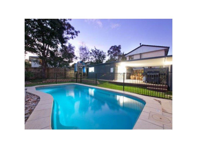 20 Rinavore Street, Ferny Grove QLD 4055