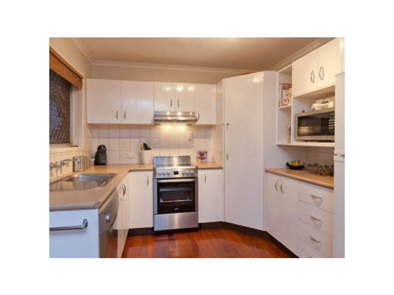 20 Rinavore Street, Ferny Grove QLD 4055