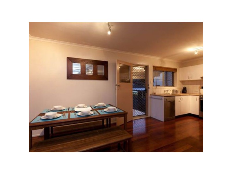 20 Rinavore Street, Ferny Grove QLD 4055