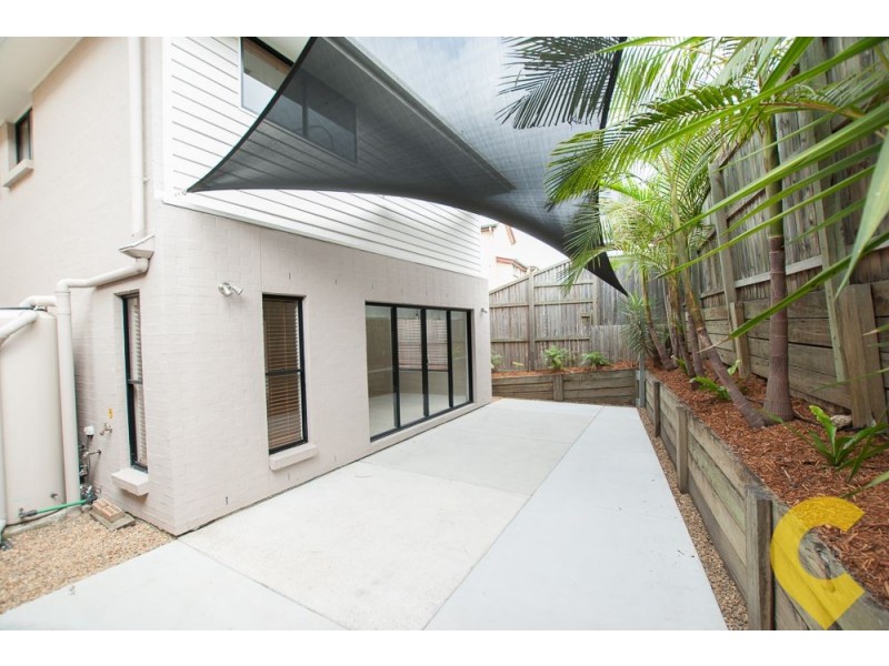 25 Enoggera Road, Newmarket QLD 4051