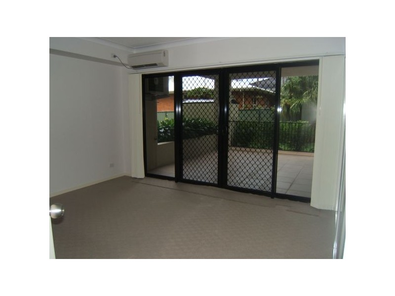 Unit 4, 30 Gayundah Esplanade, Woody Point QLD 4019
