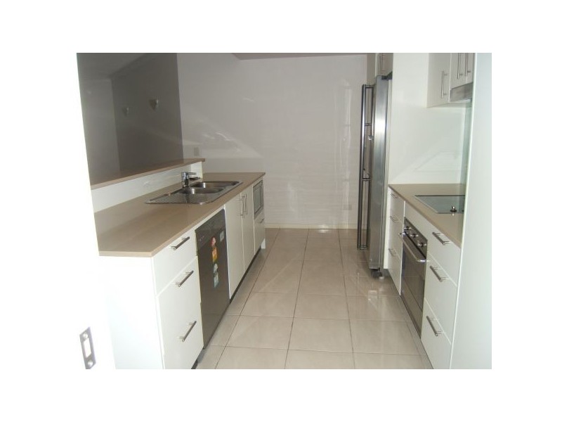 Unit 4, 30 Gayundah Esplanade, Woody Point QLD 4019