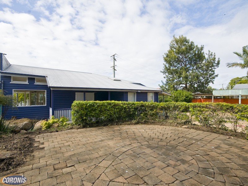 166 Days Road, Grange QLD 4051