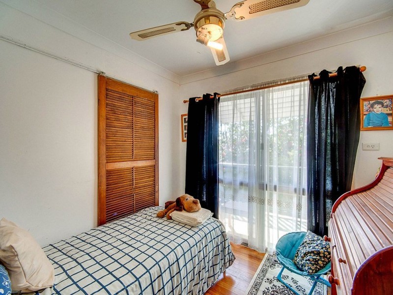 8 Larcombe Street, Zillmere QLD 4034