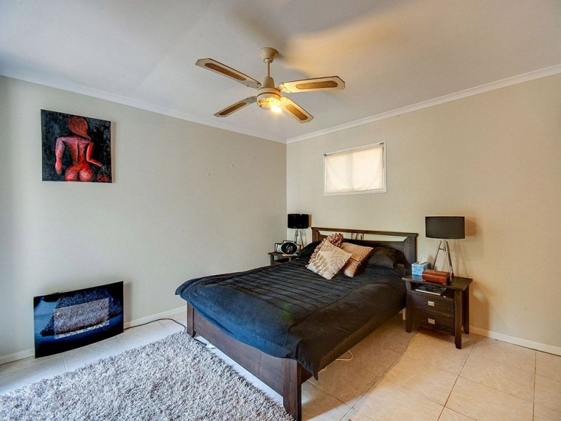8 Larcombe Street, Zillmere QLD 4034