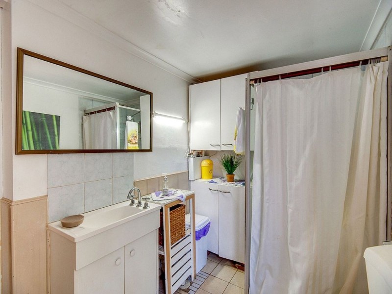 8 Larcombe Street, Zillmere QLD 4034