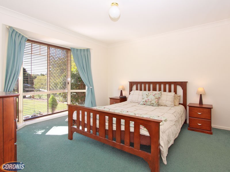 6 Myuna Place, Petrie QLD 4502