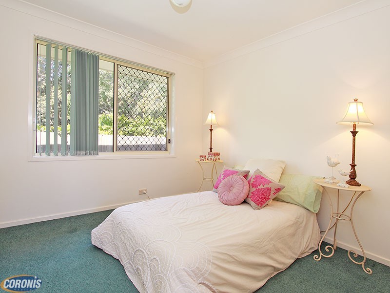 6 Myuna Place, Petrie QLD 4502