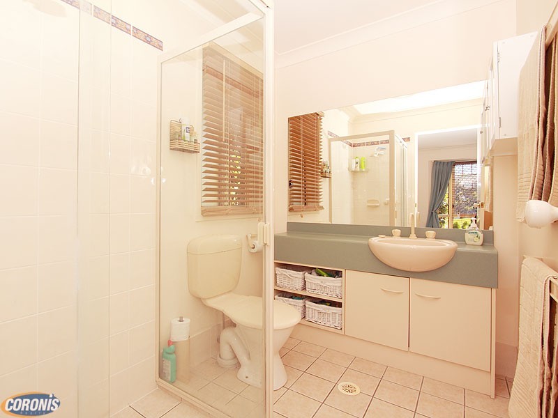 6 Myuna Place, Petrie QLD 4502