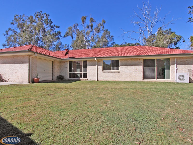 6 Myuna Place, Petrie QLD 4502