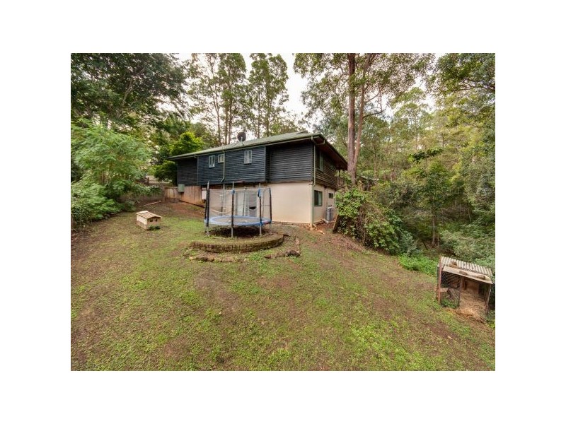 8 Lakeview Court, Joyner QLD 4500