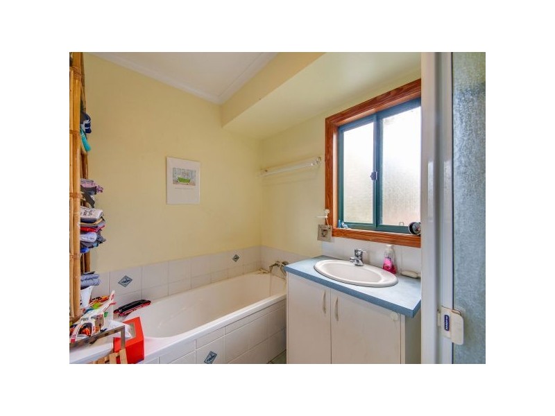 8 Lakeview Court, Joyner QLD 4500