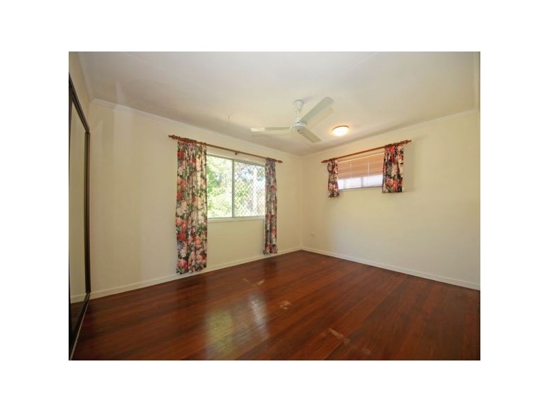 1 Mckeering Street, Bracken Ridge QLD 4017