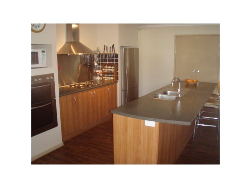 17 Links Crescent, Joyner QLD 4500