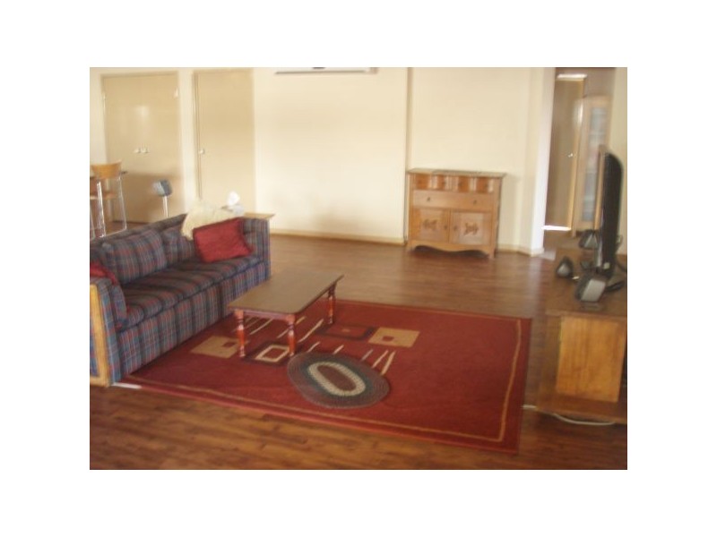 17 Links Crescent, Joyner QLD 4500