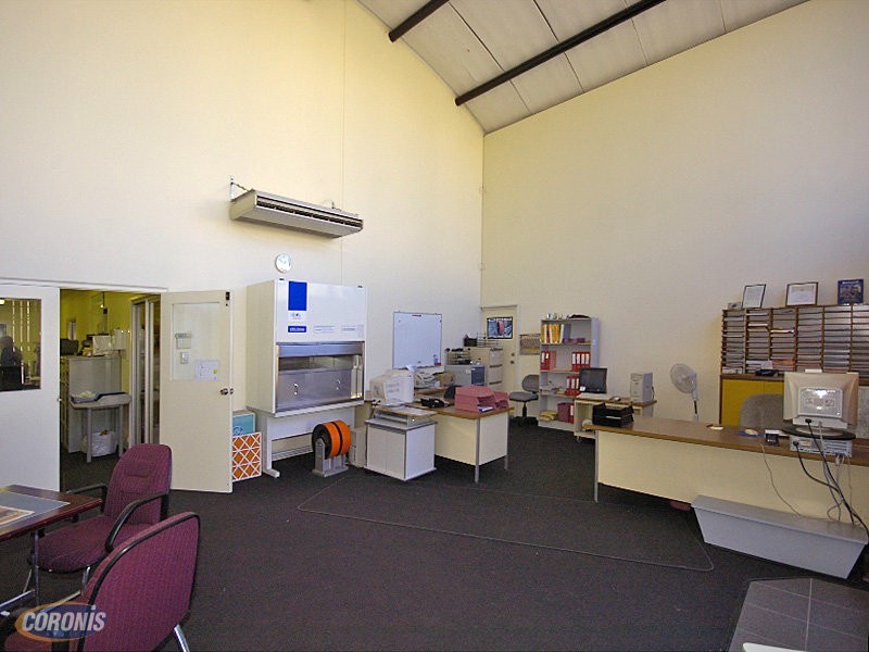 16 Tile Street, Wacol QLD 4076