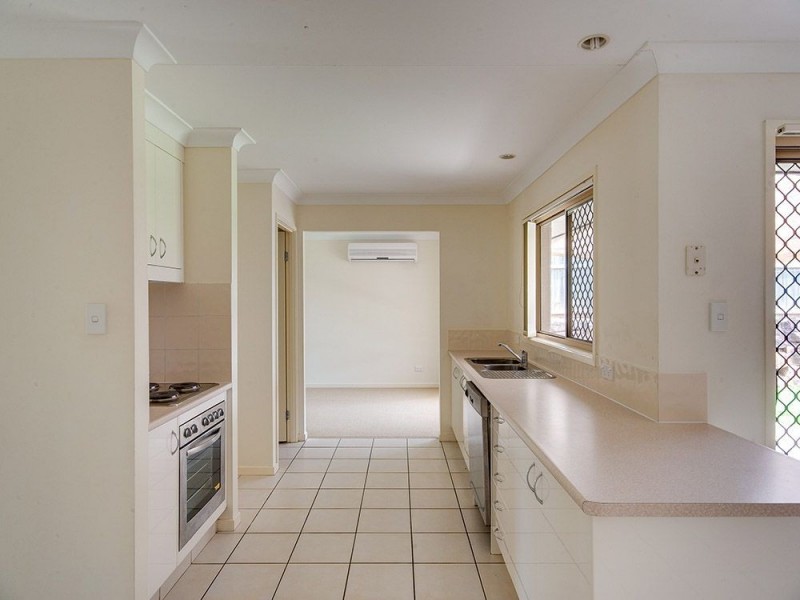 4 Tenzing Court, Warner QLD 4500