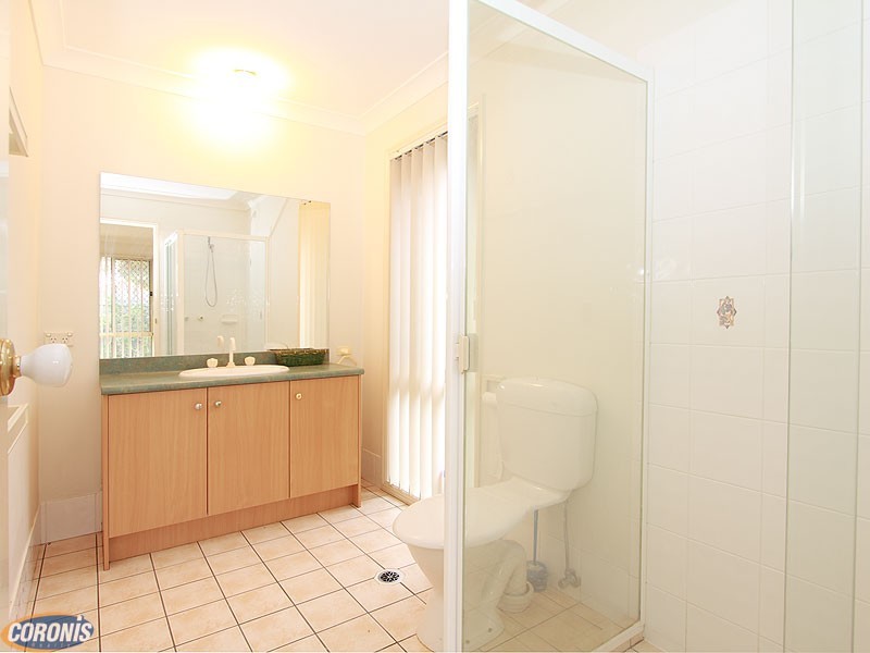 9 Schoolside Place, Bracken Ridge QLD 4017