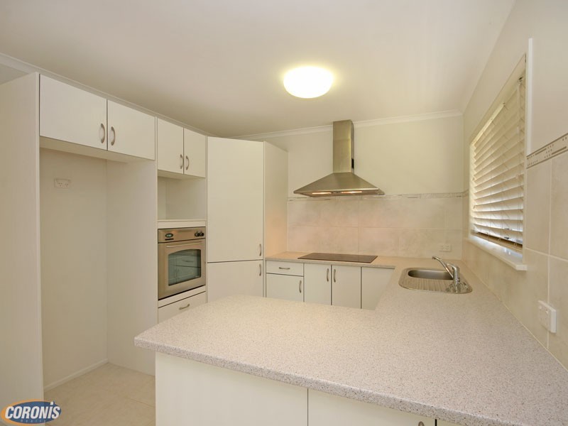 21 McGinn Road, Ferny Grove QLD 4055