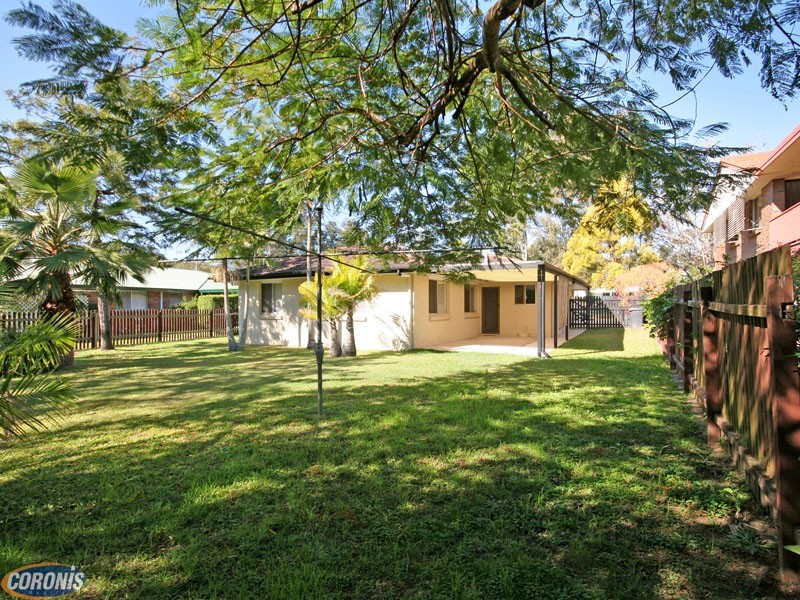 21 McGinn Road, Ferny Grove QLD 4055