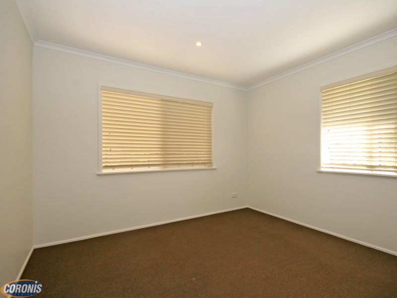 21 McGinn Road, Ferny Grove QLD 4055