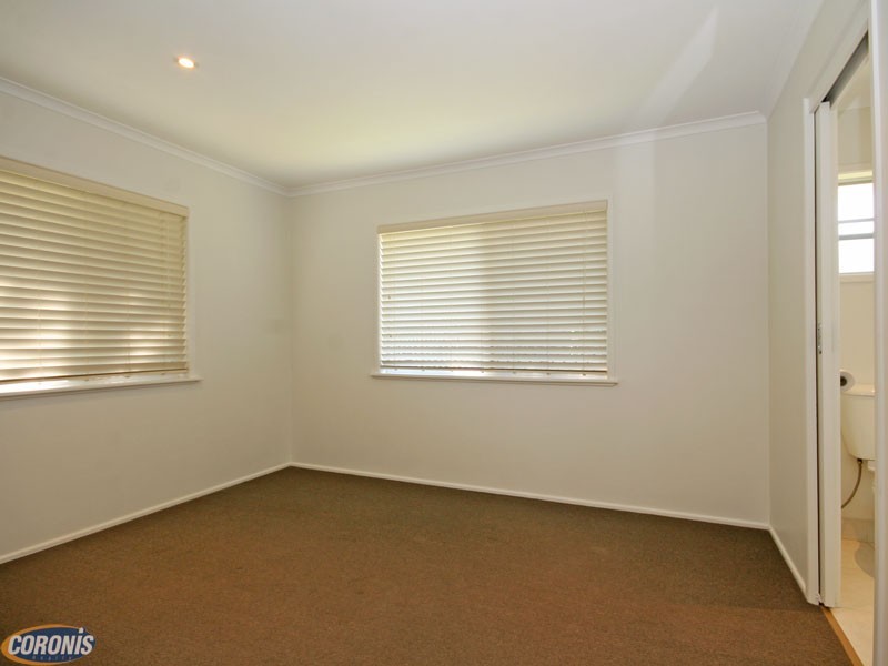 21 McGinn Road, Ferny Grove QLD 4055