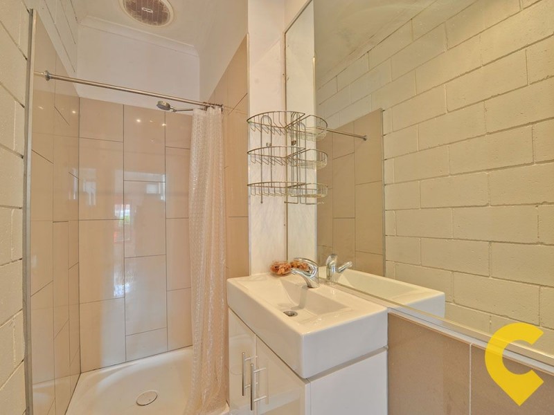 1/6 Fagan Road, Herston QLD 4006