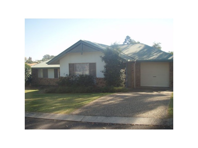 8 Gowan Court, Kallangur QLD 4503