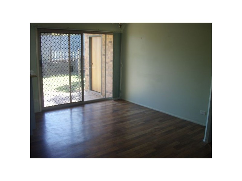 8 Gowan Court, Kallangur QLD 4503