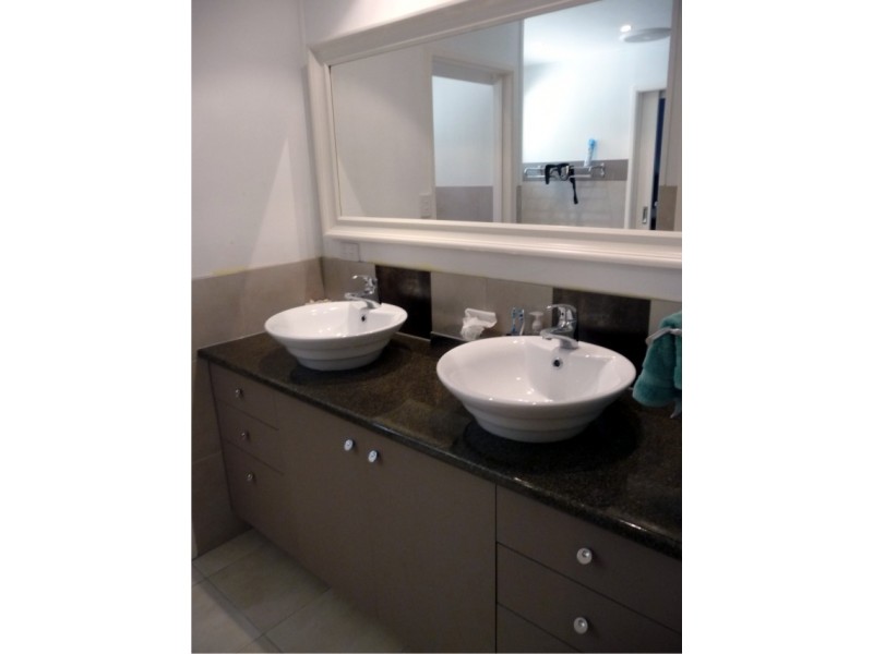 3 Worsley Street, The Gap QLD 4061