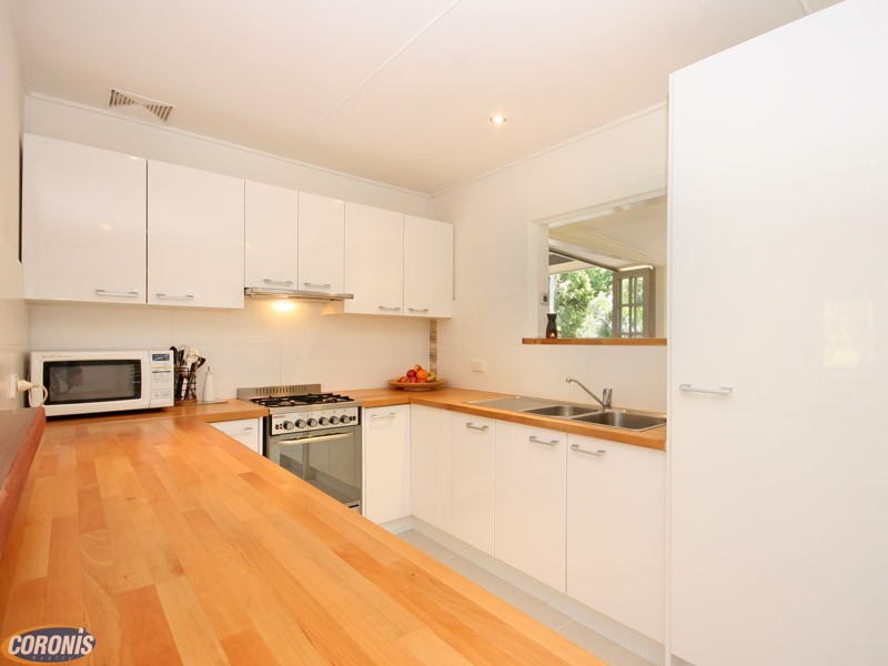 14 Akers Road, Lawnton QLD 4501