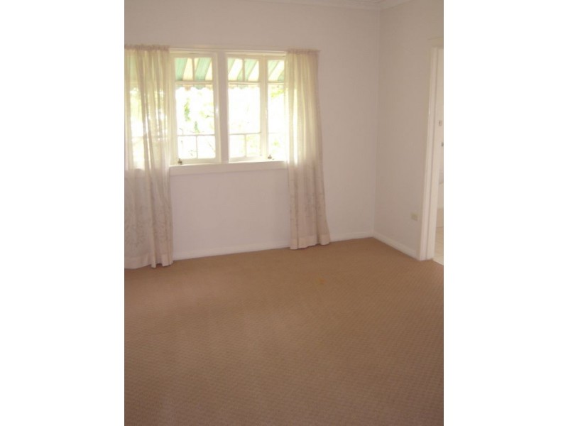 2/54 Cramond, Wilston QLD 4051