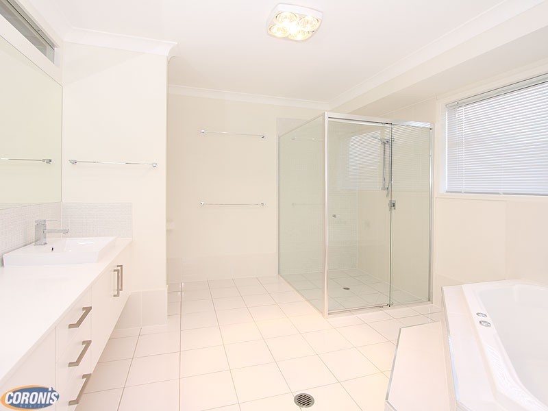 Bridgeman Downs QLD 4035